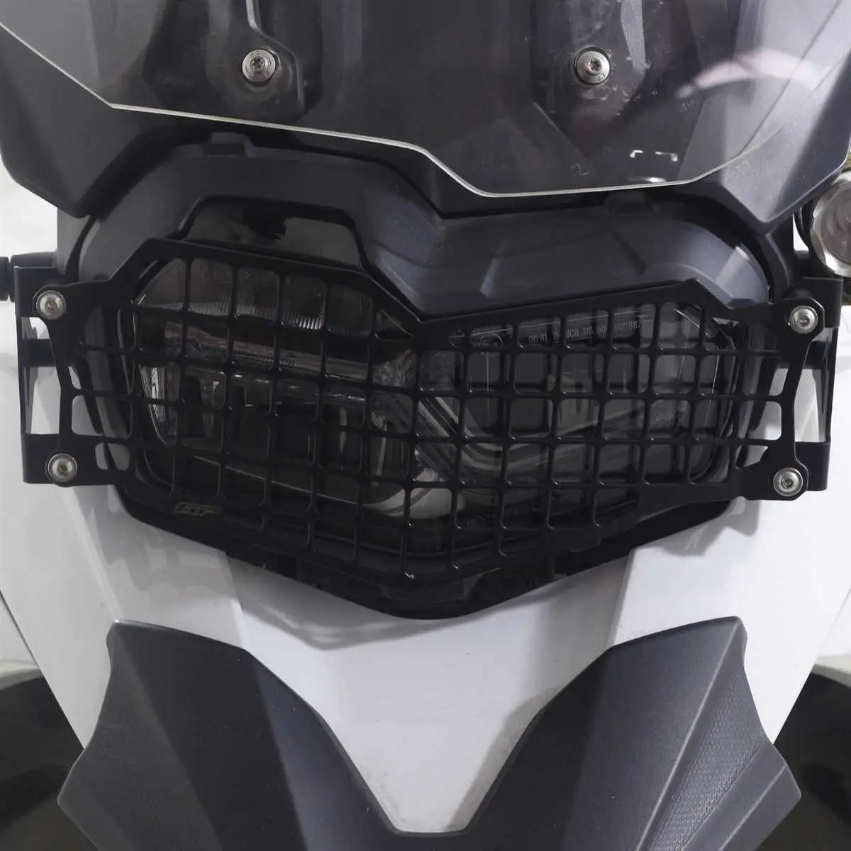 GP Kompozit BMW F 750 GS 2018-2024 Uyumlu Far Koruma Siyah GP Kompozit BMW F 750 GS 2018-2024 Uyumlu Far Koruma Siyah